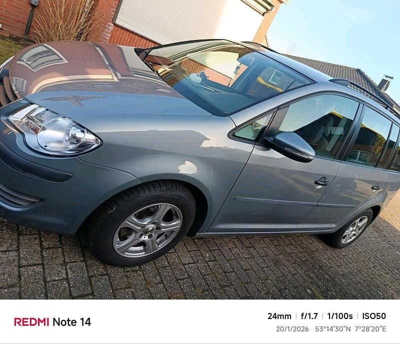 Silber Gebraucht 2010 VW Touran Van / Kleinbus | 7.000 € (Teuer) - Bild 1/4