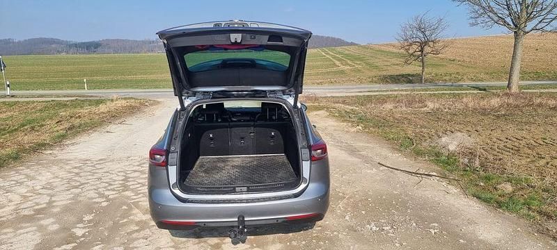 Gebraucht Opel Insignia 165 PS (121 kW) 2018 Grau Kombi