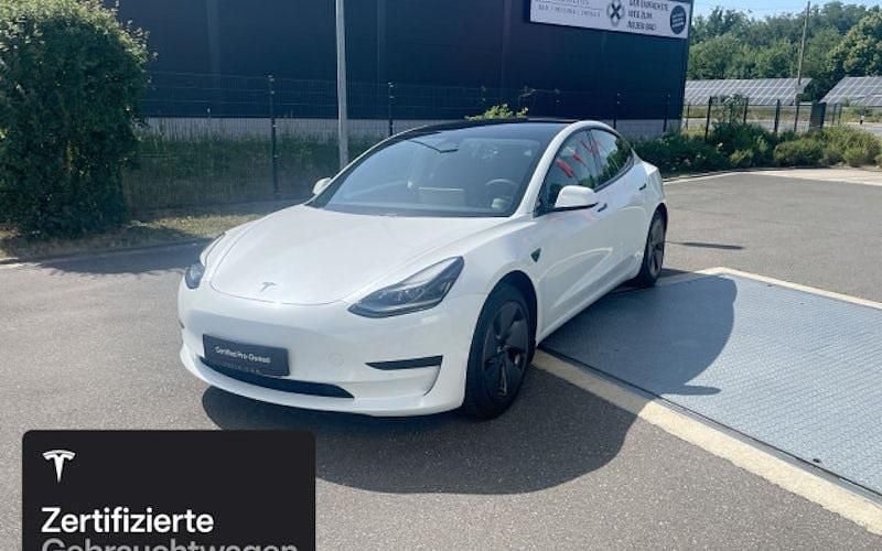 Weiß Gebraucht 2021 Tesla Model 3 Limousine | 24.200 € (Guter Preis) - Bild 1/4