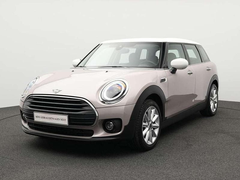 Grau Gebraucht 2024 Mini Cooper Clubman Kombi | 27.852 € (Guter Preis) - Bild 1/4