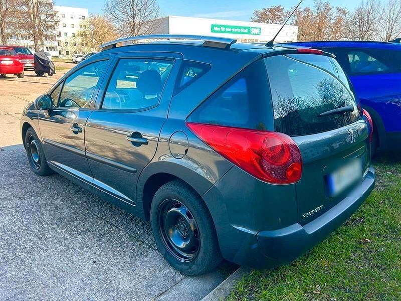 Gebraucht Peugeot 207 95 PS (69 kW) 2011 Grau Kombi