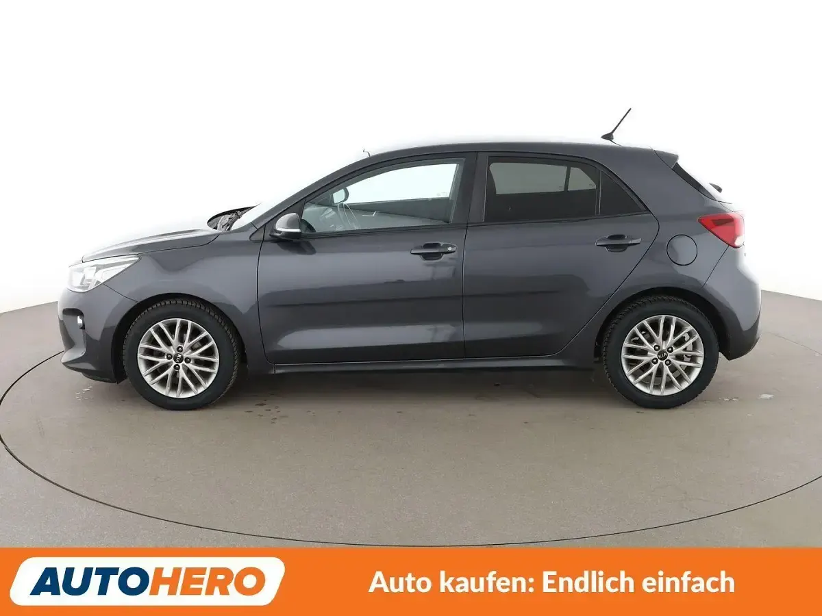 Gebraucht Kia Rio DREAM-TEAM Edition 99 PS (72 kW) 2017 Grau Kleinwagen