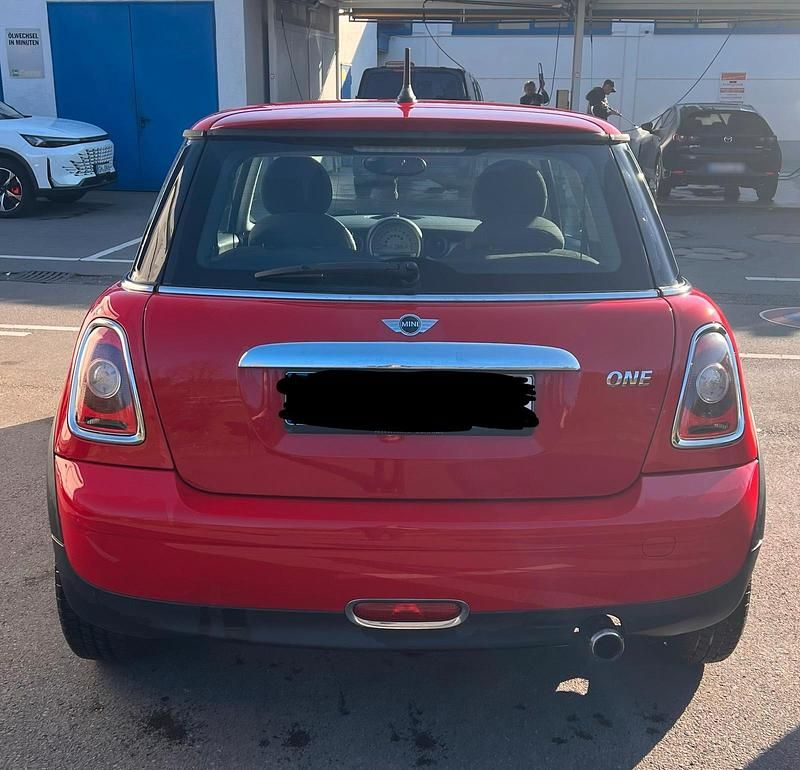 Gebraucht Mini ONE 95 PS (69 kW) 2008 Rot Kleinwagen