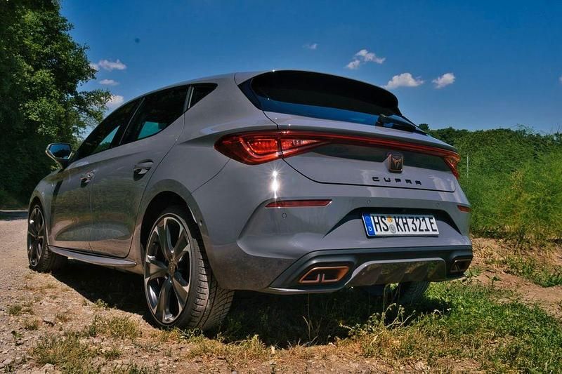 Gebraucht Cupra Leon VZ 245 PS (180 kW) 2020 Grau Limousine