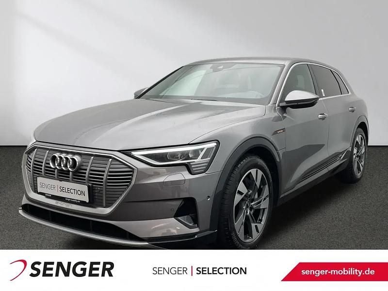 Grau Gebraucht 2022 Audi e-tron Advanced Plus SUV | 37.880 € (Fairer Preis) - Bild 1/1