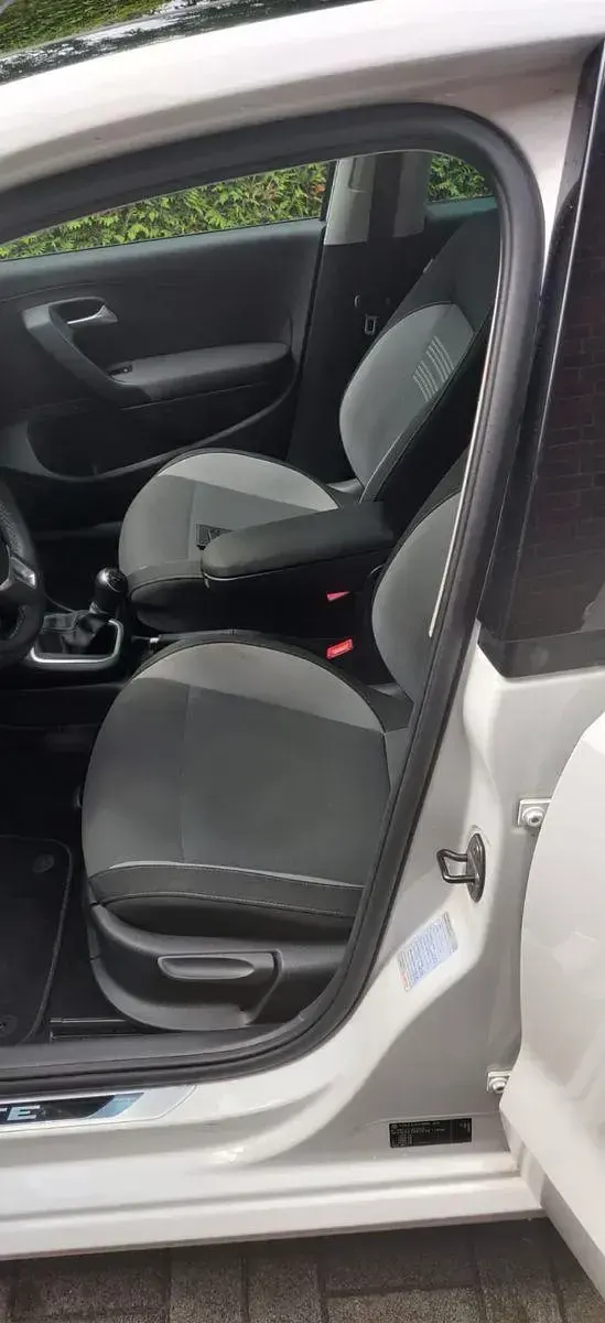 Gebraucht VW Polo Life 90 PS (66 kW) 2013 Weiß Kleinwagen