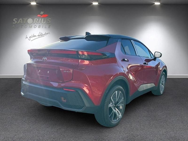 Neu Toyota C-HR 140 PS (102 kW) 2025 Rot SUV
