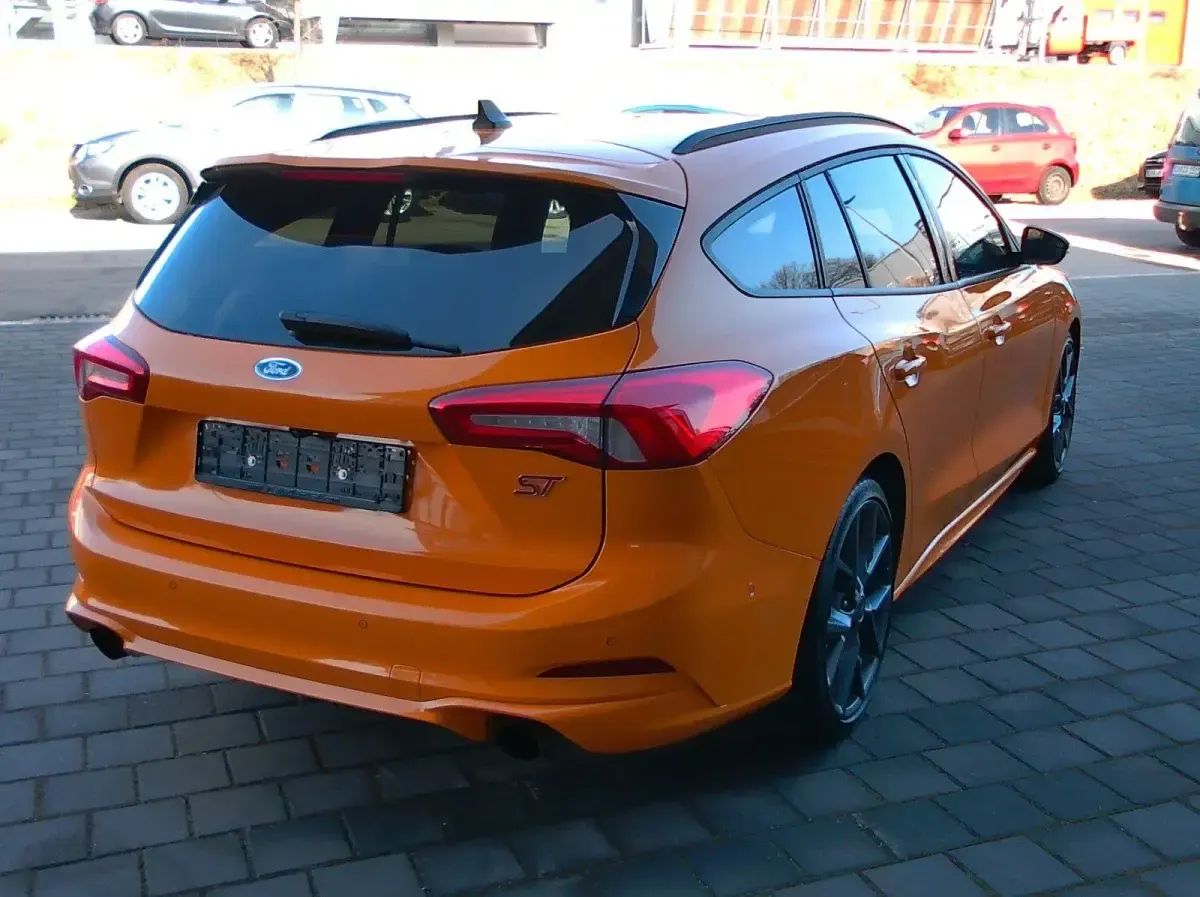 Gebraucht Ford Focus ST 280 PS (205 kW) 2021 Orange Kombi