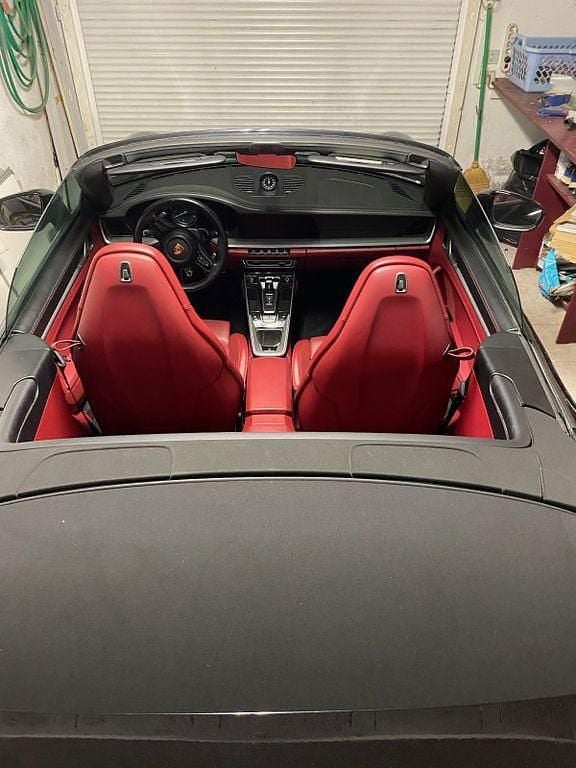 Gebraucht Porsche 992 450 PS (330 kW) 2021 Schwarz Cabrio