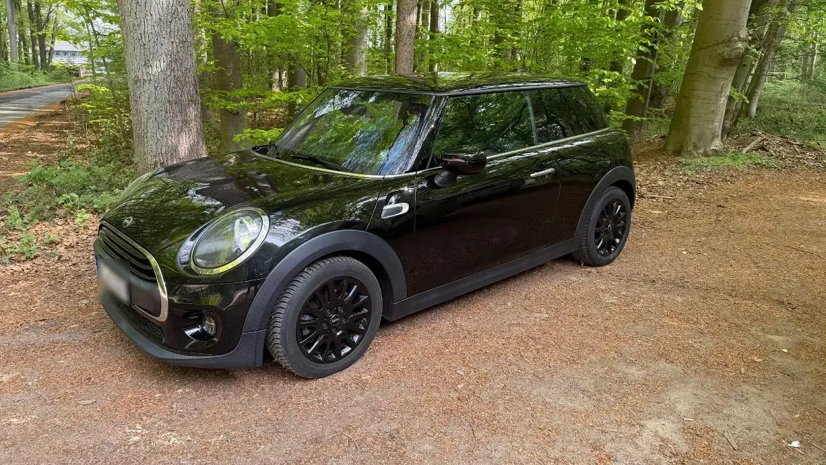 Usata Mini ONE 102 CV (75 kW) 2019 Nero Utilitaria
