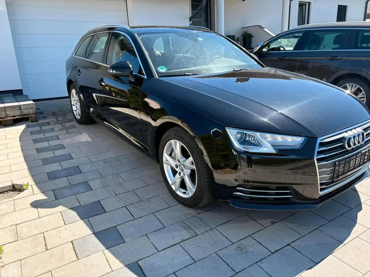 Gebraucht Audi A4 Sport 218 PS (160 kW) 2016 Schwarz Kombi