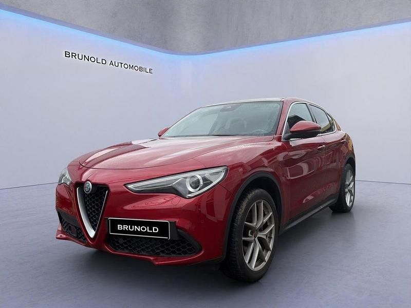 Gebraucht Alfa Romeo Stelvio Lusso 280 PS (205 kW) 2020 Rot SUV
