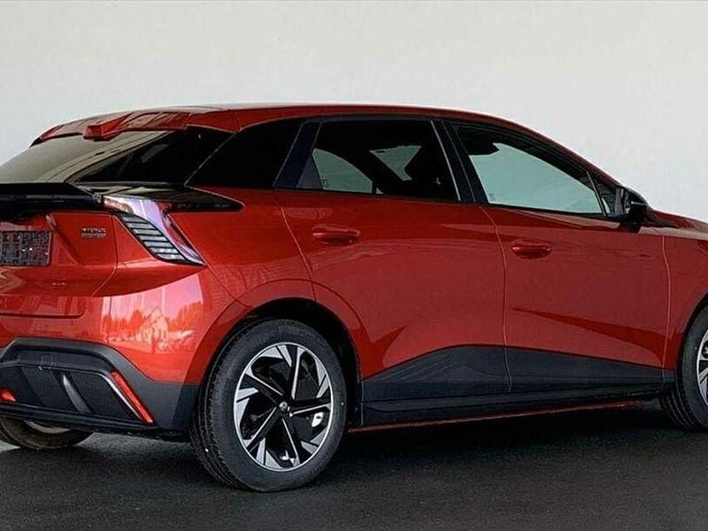 Gebraucht MG MG4 EV Comfort 150 kW (204 PS) 2023 Rot / diamond red / metallic Kleinwagen