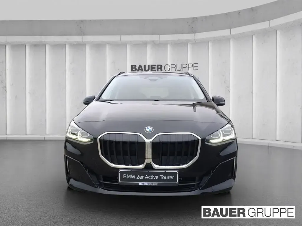 Neu BMW 218 Active Tourer 150 PS (110 kW) 2026 Schwarz Van / Kleinbus