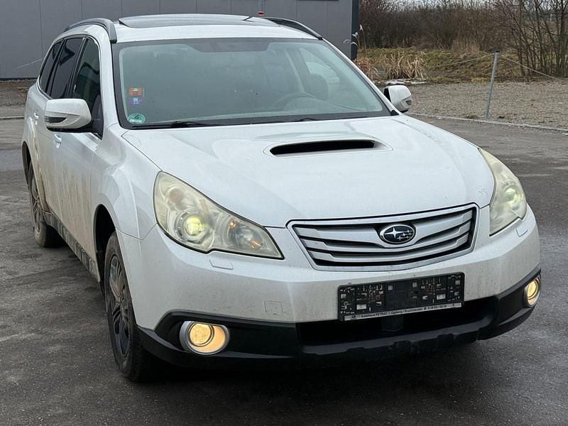 Gebraucht Subaru Legacy Active 150 PS (110 kW) 2012 Weiß Kombi