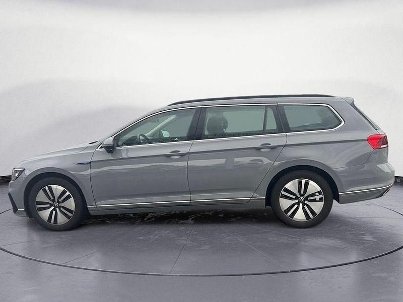 Gebraucht VW Passat GTE 218 PS (160 kW) 2022 Grau Kombi