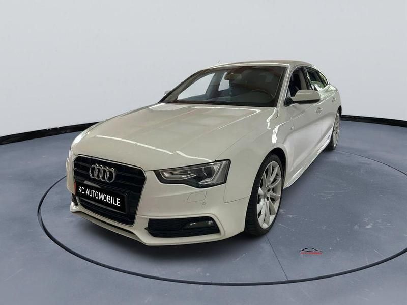 Weiß Gebraucht 2017 Audi A5 Sportback S-Line Kleinwagen | 14.999 € (Teuer) - Bild 1/4