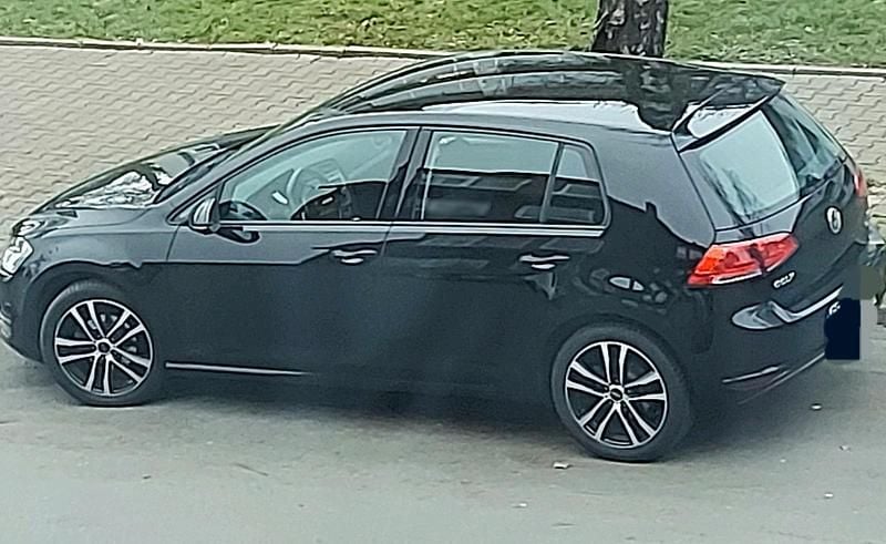 Gebraucht VW Golf VII Trendline 86 PS (63 kW) 2016 Schwarz Limousine