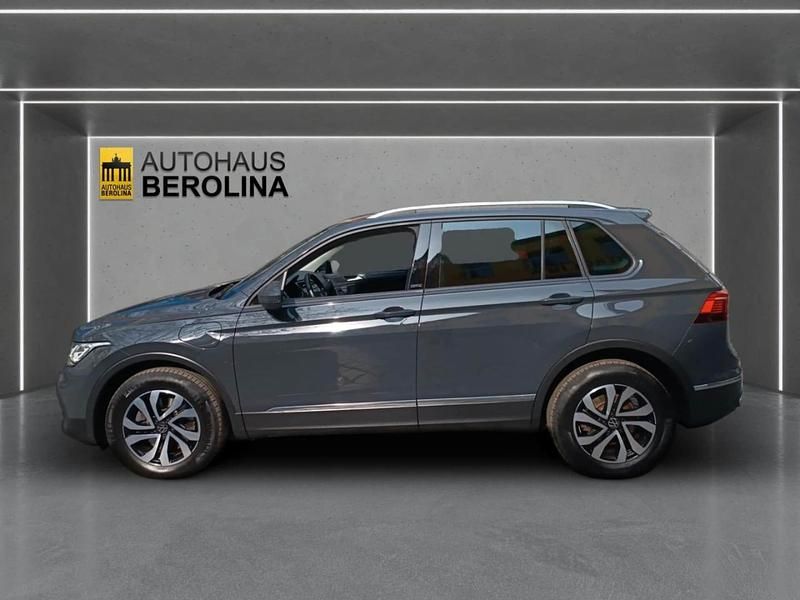 Gebraucht VW Tiguan Active 245 PS (180 kW) 2022 Grau SUV