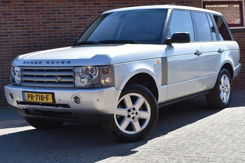 Grau Gebraucht 2002 Land Rover Range Rover Vogue SUV | 6.949 € (Fairer Preis) - Bild 1/4