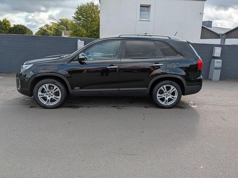 Schwarz Gebraucht 2014 Kia Sorento Platinum Edition SUV | 12.500 € (Etwas zu teuer) - Bild 1/4