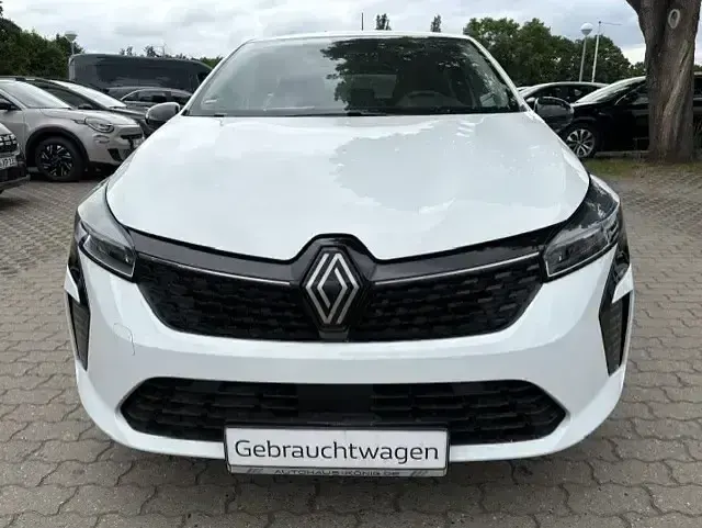 Gebraucht Renault Clio V Evolution 67 PS (49 kW) 2024 Weiß Limousine