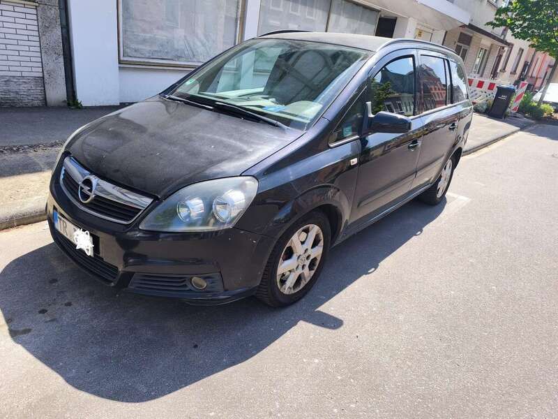 Schwarz Gebraucht 2007 Opel Zafira Catch Me Van / Kleinbus | 1.990 € (Guter Preis) - Bild 1/4