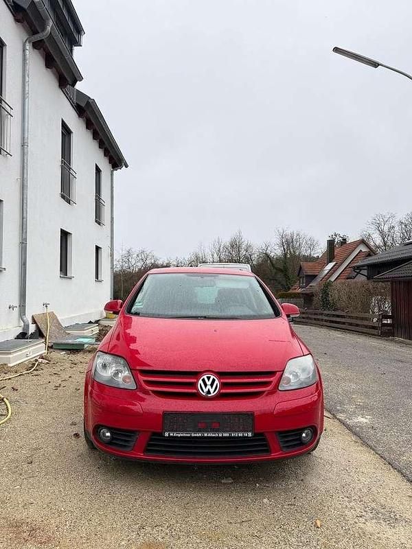 Gebraucht VW Golf Plus Cross 140 PS (102 kW) 2008 Rot Van / Kleinbus