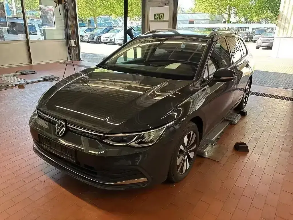 Gebraucht VW Golf VIII Life 150 PS (110 kW) 2023 Kombi