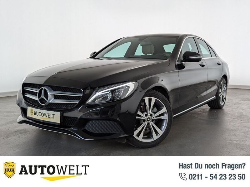 Schwarz Gebraucht 2017 Mercedes C160 Avantgarde Coupé | 18.260 € (Fairer Preis) - Bild 1/4