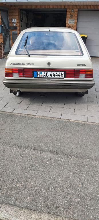 Silber Gebraucht 1986 Opel Ascona S Limousine | 5.750 € - Bild 1/4
