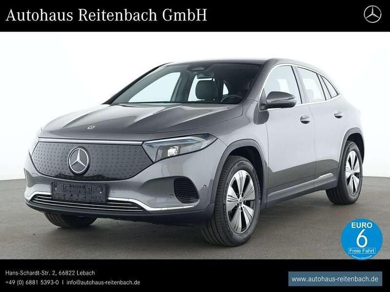 Lack mountaingrau Gebraucht 2024 Mercedes EQA250+ Progressive SUV | 34.489 € (Guter Preis) - Bild 1/4