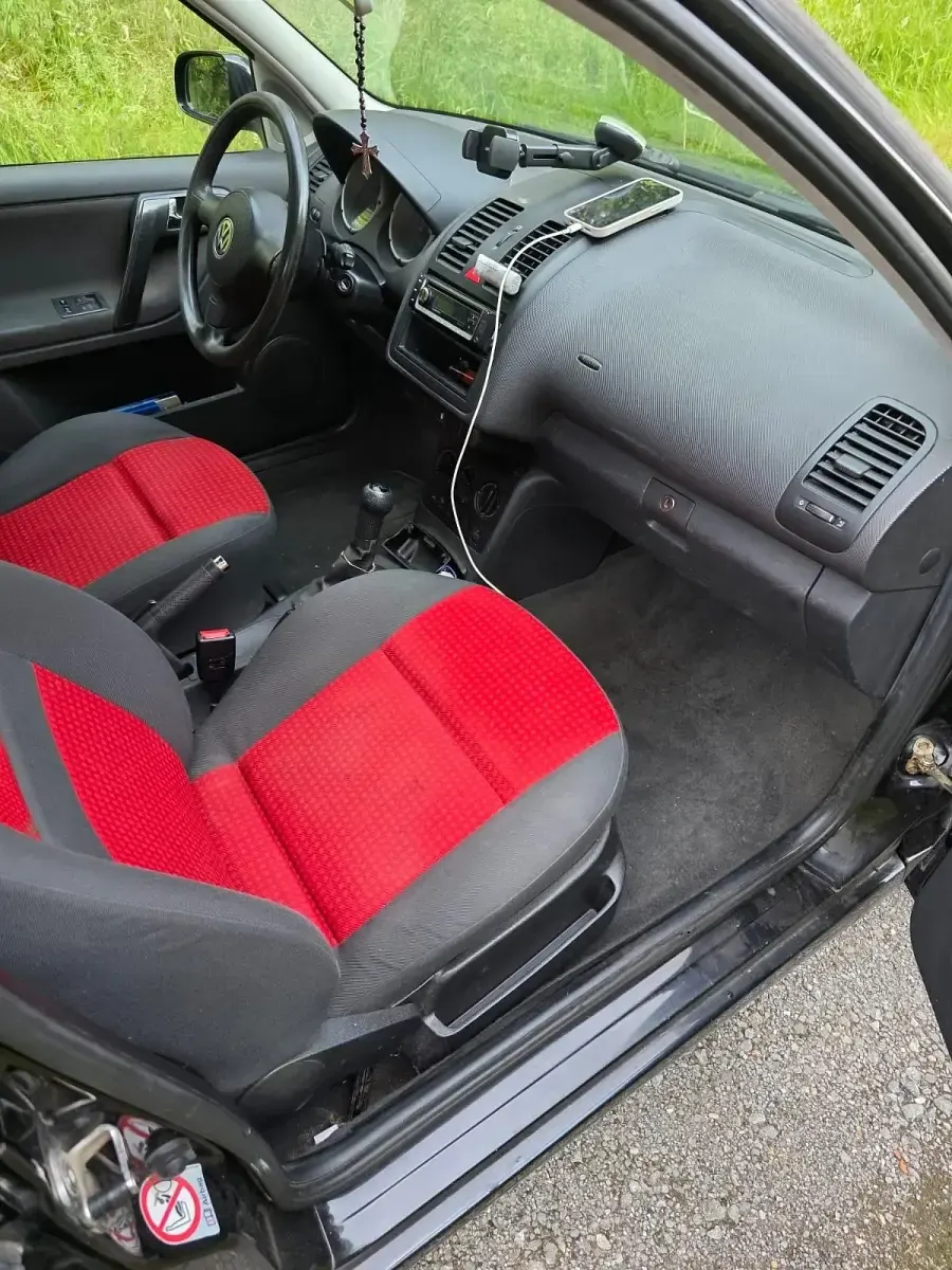 Gebraucht VW Polo 60 PS (44 kW) 2000 Schwarz Kleinwagen