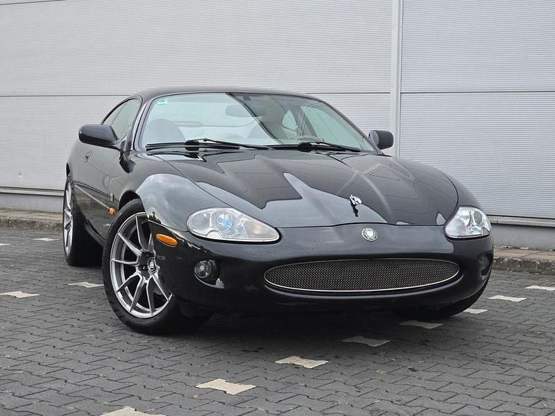 Schwarz Gebraucht 2002 Jaguar XK8 Coupé | 14.900 € (Superpreis) - Bild 1/4