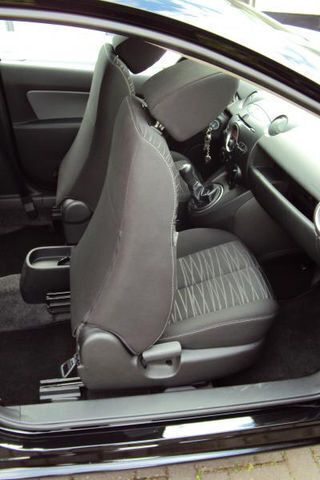 Gebraucht Mazda 2 Dynamic 103 PS (75 kW) 2010 Schwarz metallic Kleinwagen