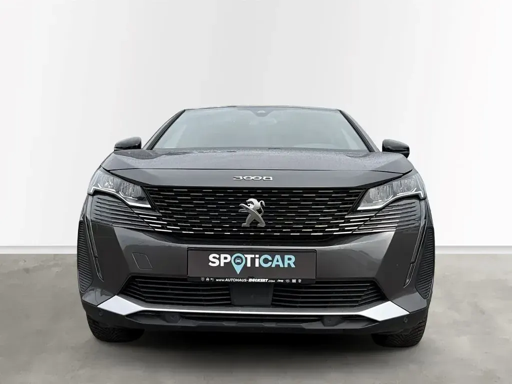 Gebraucht Peugeot 3008 Allure 131 PS (96 kW) 2024 Grau SUV