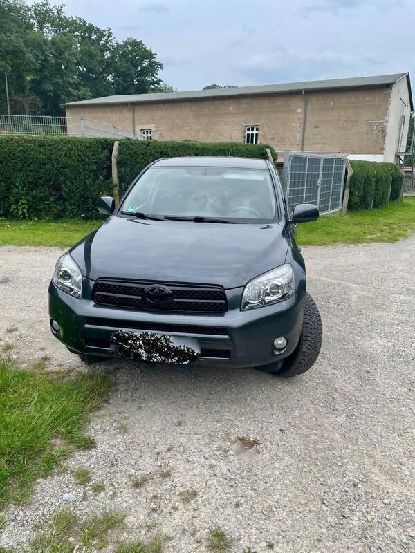 Schwarz Gebraucht 2007 Toyota RAV4 SUV | 10.250 € - Bild 1/4