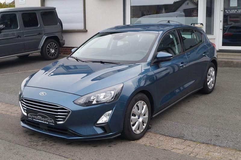 Blau Gebraucht 2020 Ford Focus Limousine | 14.890 € (Guter Preis) - Bild 1/4