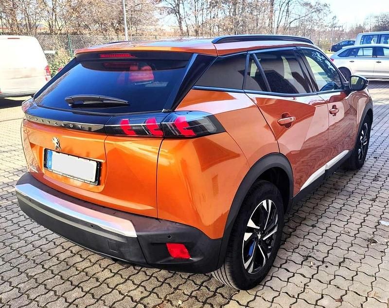 Gebraucht Peugeot 2008 Allure 101 PS (74 kW) 2022 Orange SUV