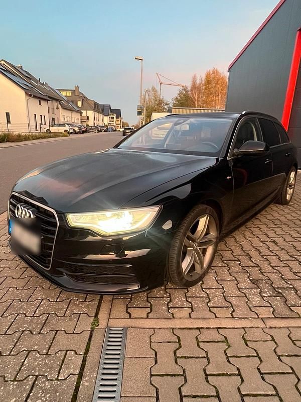 Schwarz Gebraucht 2014 Audi A6 Kombi | 13.000 € (Guter Preis) - Bild 1/4