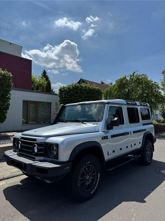Grau Gebraucht 2023 Ineos Grenadier SUV | 63.500 € (Guter Preis) - Bild 1/4