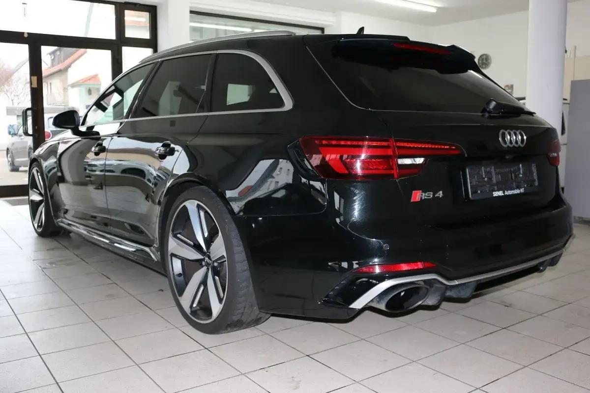 Gebraucht Audi RS4 Sport 450 PS (330 kW) 2018 Schwarz Kombi