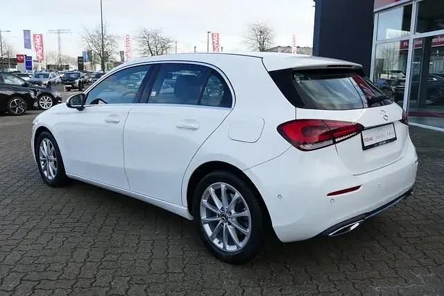 Second-hand Mercedes A220 Progressive 190 CP (139 kW) 2019 Alb Hatchback
