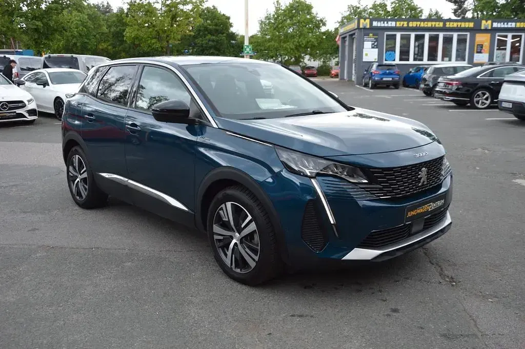Gebraucht Peugeot 3008 Allure 224 PS (164 kW) 2022 Blau SUV