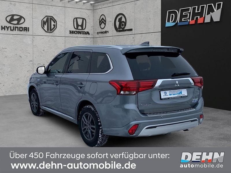 Gebraucht Mitsubishi Outlander P-HEV Edition 224 PS (164 kW) 2019 Platinumgrau (m) (metallic) SUV