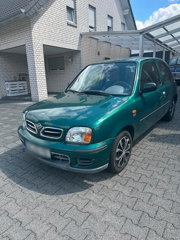 Grün Gebraucht 2000 Nissan Micra Kleinwagen | 1.000 € (Fairer Preis) - Bild 1/4