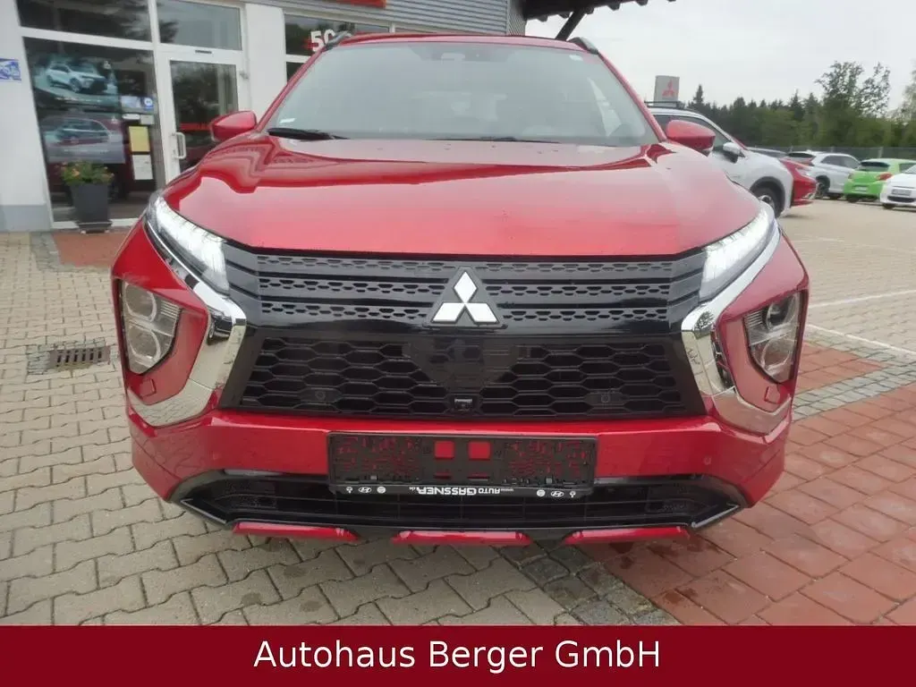 Gebraucht Mitsubishi Eclipse Cross Plus 98 PS (72 kW) 2025 Rot SUV