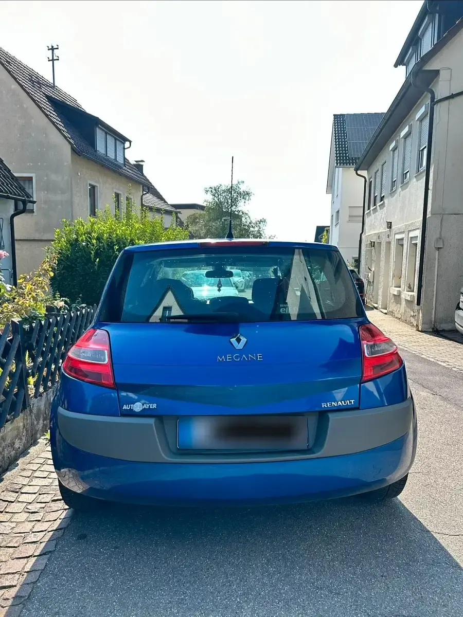 Gebraucht Renault Mégane II 111 PS (81 kW) 2006 Blau Limousine