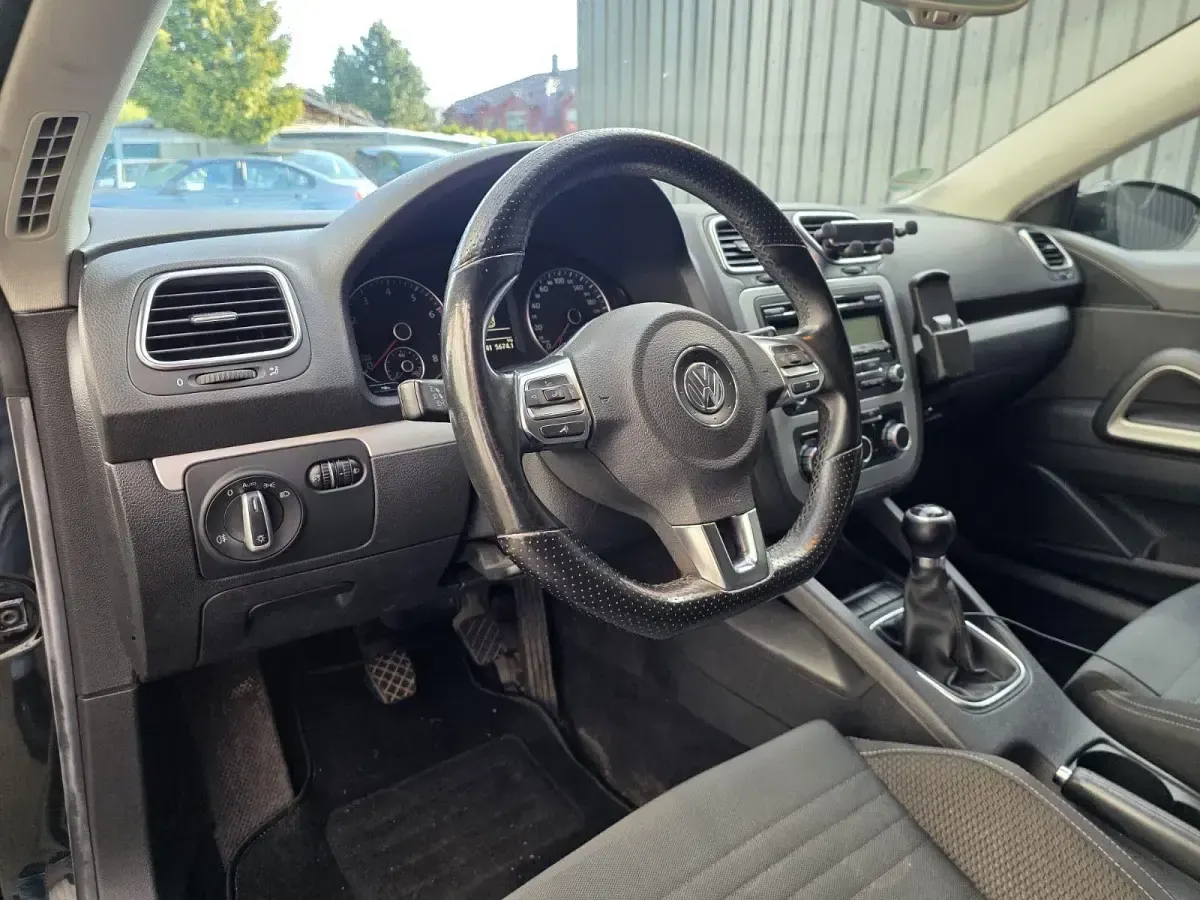 Gebraucht VW Scirocco 122 PS (89 kW) 2010 Schwarz Coupé