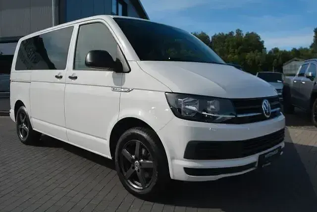 Gebraucht VW Multivan 150 PS (110 kW) 2018 Candyweiss Van / Kleinbus